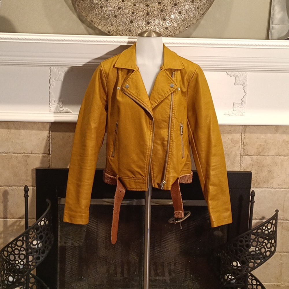 Mustard moto jacket by Ci Sono